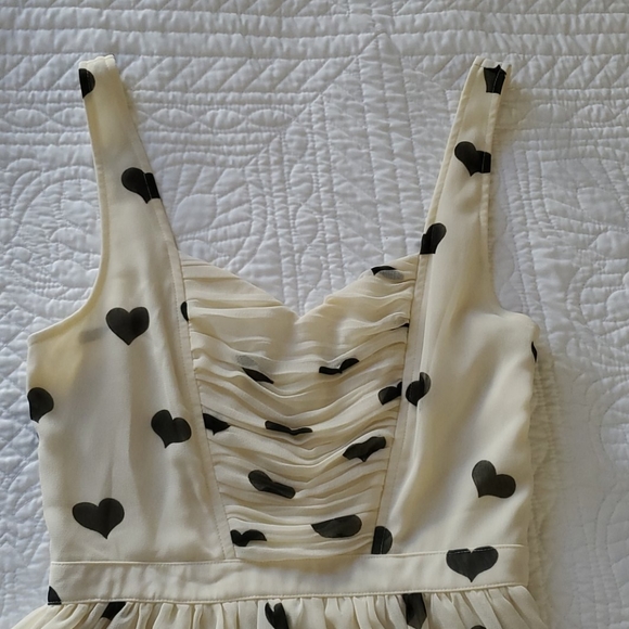 Heart printed skater mini dress - Picture 2 of 6